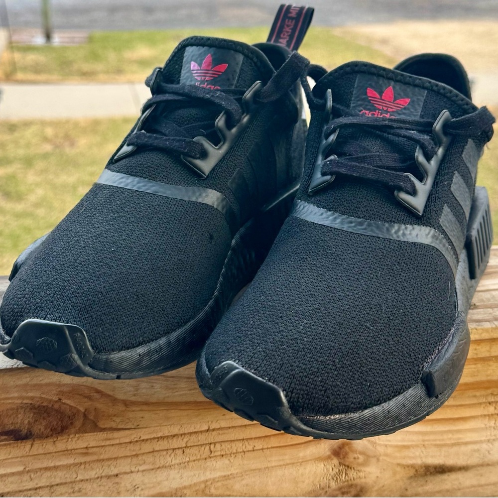 adidas Black Sneakers with red Trefoil Accent; size 4.5 y boys, 6 girls